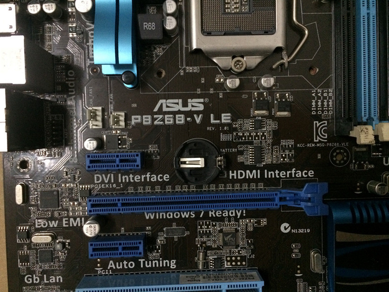 ASUS P8Z68-V LE LGA1155 Chipset Intel Z68 Motherboard HDMI And V